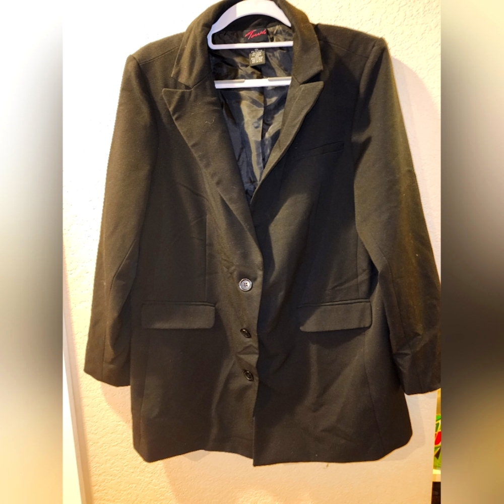 Torrid Black suit jacket size 1